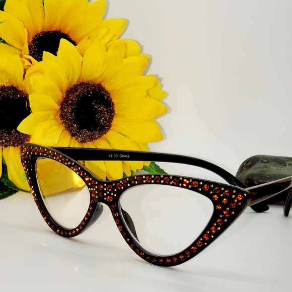 “Adrienne” Rhinestone Reader - Picture 4 of 8